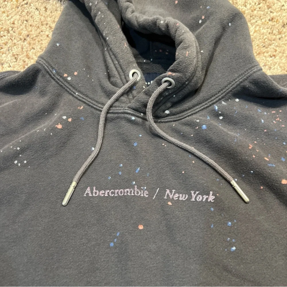 Abercrombie & Fitch Men's Black Speckled Hoodie - Picture 3 of 10